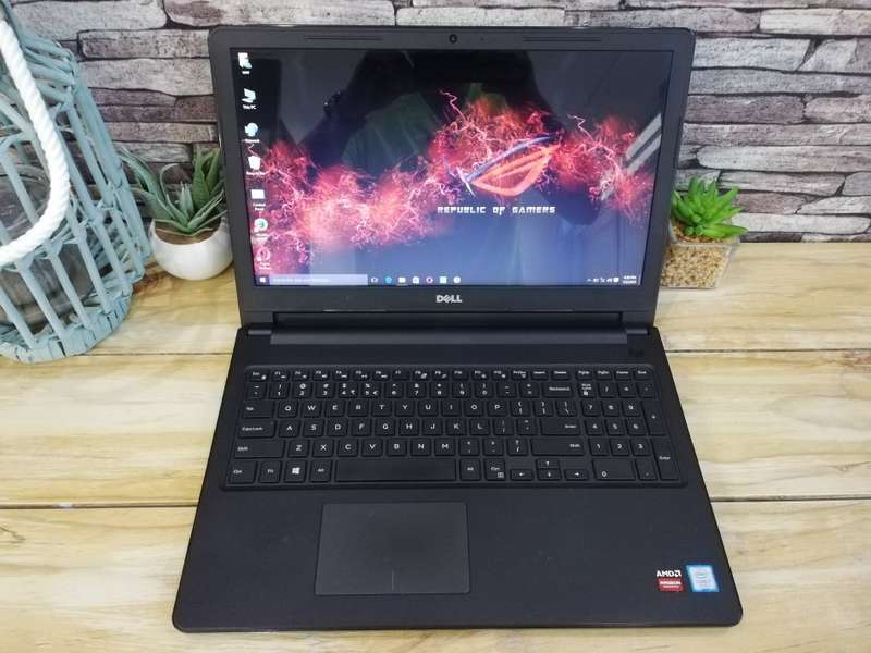 *Monster* Dell Inspiron Core i7-7300U/ 8GB DDR4L/ 256 SSD or 1TB/ AMD Radeon R5 GPU