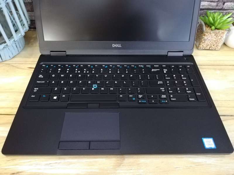 *HYPER BOOK* DELL LATITUDE E5570 CORE i5 - HQ/ 4GB DD4/ 500GB SATA HDD/ BACKLIT KEYS/ OFFICE 2019