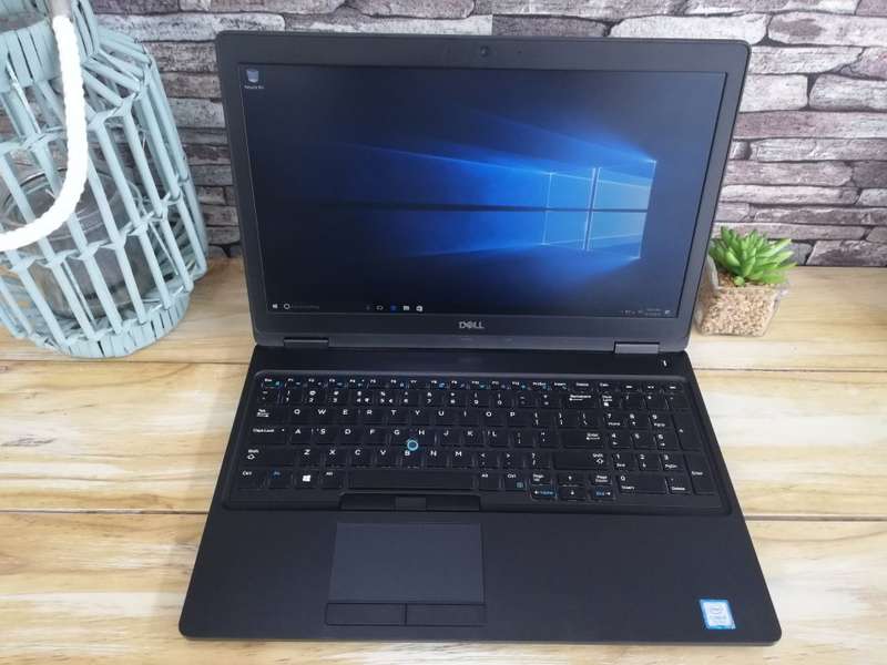 *HYPER BOOK* DELL LATITUDE E5570 CORE i5 - HQ/ 4GB DD4/ 500GB SATA HDD/ BACKLIT KEYS/ OFFICE 2019
