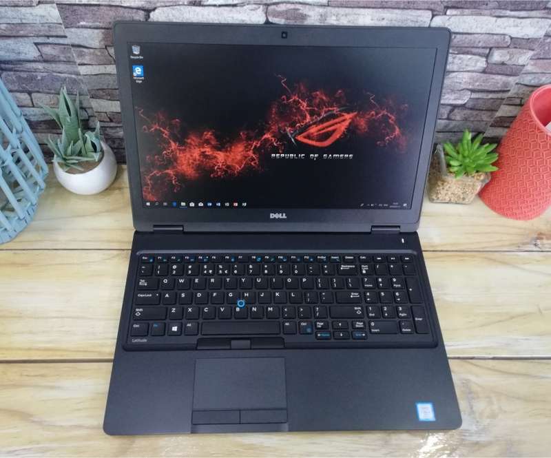 *HYPER BOOK* DELL LATITUDE E5570 CORE i5 - HQ/ 4GB DD4/ 500GB SATA HDD/ BACKLIT KEYS/ OFFICE 2019