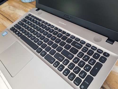 Asus Vivobook F541U Intel Core i3 7th Generation Notebook/ 8GB DDR4 RAM/ 1TB HDD/ 15.6` HD 760p