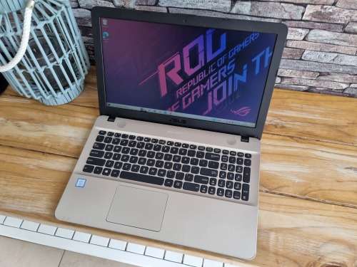 Asus Vivobook F541U Intel Core i3 7th Generation Notebook/ 8GB DDR4 RAM/ 1TB HDD/ 15.6` HD 760p