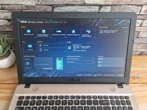 Asus Vivobook F541U Intel Core i3 7th Generation Notebook/ 8GB DDR4 RAM/ 1TB HDD/ 15.6` HD 760p