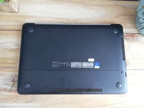 Asus GAMING Core i7-6700HQ/ 8GB Ram/128GB SSD/ Nvidia GeForce GTX/ FHD 1080p (Not Switching On)