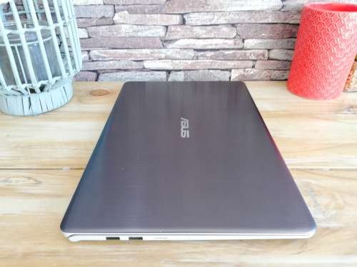 *Design Spec* Asus Vivobook Pro Series Core i5-8250U/ Nvidia GeForce/ 256GB SSD/ 8GB DDR4/ FHD 1080p