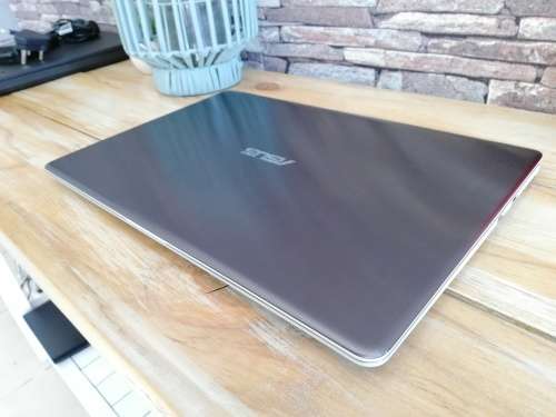 *Design Spec* Asus Vivobook Pro Series Core i5-8250U/ Nvidia GeForce/ 256GB SSD/ 8GB DDR4/ FHD 1080p
