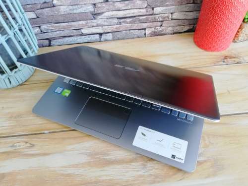 *Design Spec* Asus Vivobook Pro Series Core i5-8250U/ Nvidia GeForce/ 256GB SSD/ 8GB DDR4/ FHD 1080p