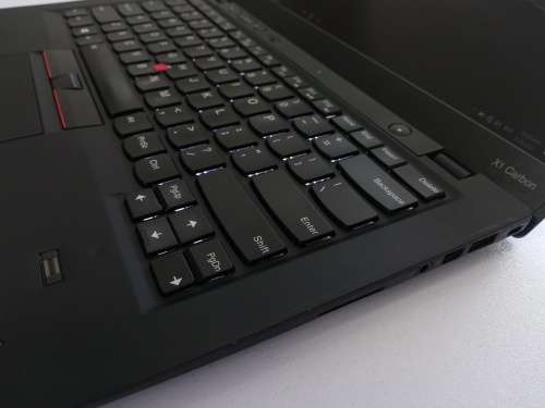 Lenovo ThinkPad X1 Carbon Core i7 Ultrabook/ 256GB NVMe SSD/ HD+ 1600x900p/ Backlit LED Keys/ 4G LTE