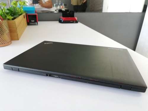 Lenovo ThinkPad X1 Carbon Core i7 Ultrabook/ 256GB NVMe SSD/ HD+ 1600x900p/ Backlit LED Keys/ 4G LTE