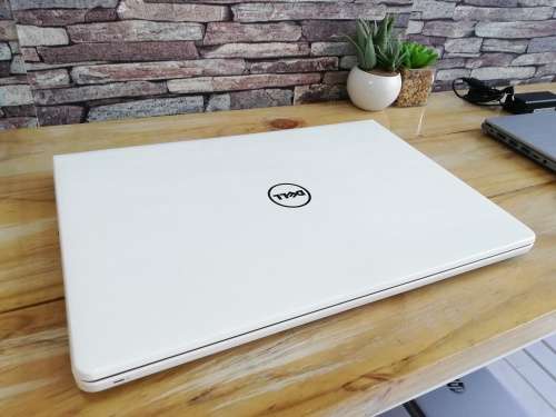 Dell Inspiron 5559 Core i7 - 6500U/ 8GB DDR4/ 500GB HDD/ AMD Radeon 4GB GPU