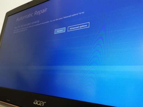 Acer Aspire 5 Core i5 7th Generation Notebook Laptop/ 8GB DDR4/ 1TB HDD/ FHD 1080p Display