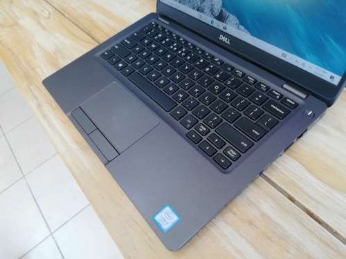 2020 Dell Latitude 5300 Core i5 8th Gen/ 8GB DDR4/ 256GB NVMe/ FHD Touch Screen/ Backlit LED Keys