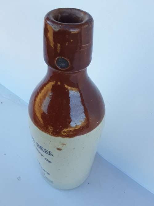 BASHEW BROS CAPE TOWN BREWED GINGER BEER bottle