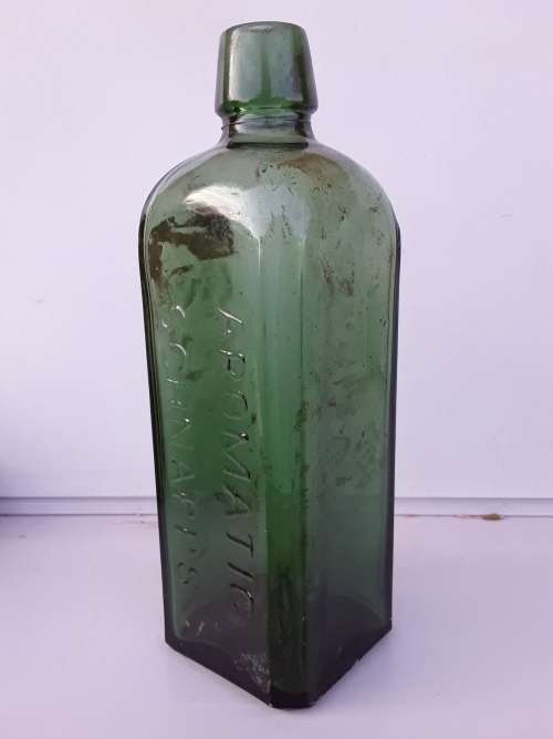 Vintage AROMATIC SCHNAPPS SCHIEDAM bottle