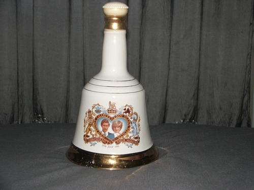 Unopened Commemorative Bell's Whisky Decanter - Charles and Diana's Wedding