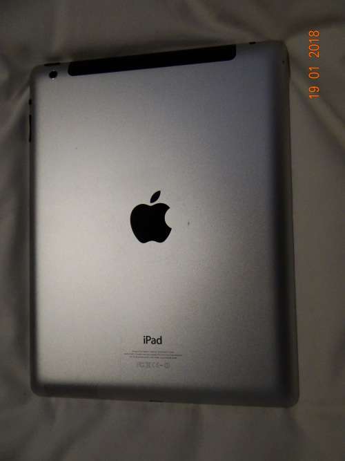 iPad 4 | 16GB | WiFi and 4G/LTE