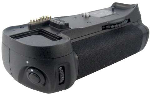 MB-D10 Vertical Multi-Power Battery Grip - For Nikon D300, D300s and D700  (Model number ZE-NBG300)