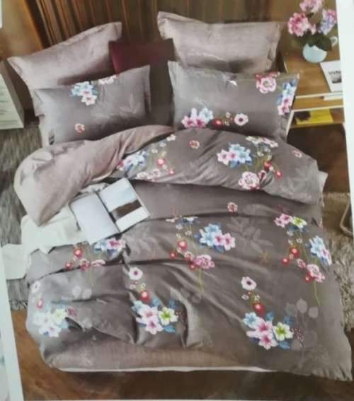Various 6 Piece Printed Reversible Cotton Duvet Cover Sets | King