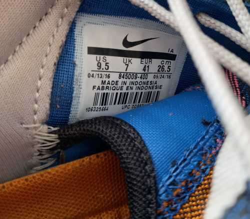 Bargain marked down-Nike Womens Roshe One JCRD Print Running Trainers