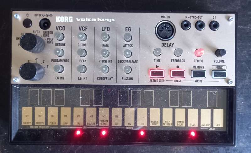 Korg Volca Keys-analogue loop synth