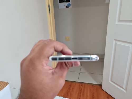BARGAIN SAMSUNG GALAXY NOTE 10,AURA WHITE 256GB