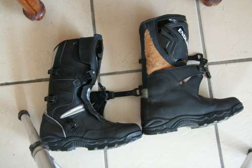 DMD Dual Purpose Boots Size UK 11