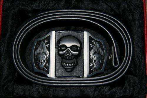 Gothic skull buckle with belt and windproof lighter