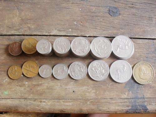 collection of coins R1, 50c, 20c, 10c, 5c, 2c, 1c, old one cent 1962, total of 124 coins