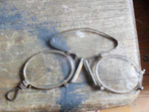 ancient reading pinch glasses