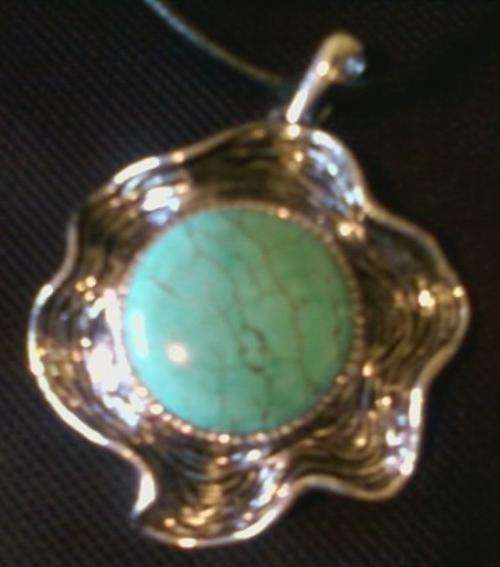 TIBETAN SILVER FLOWER TURQUOISE PENDANT Necklace from INDIA