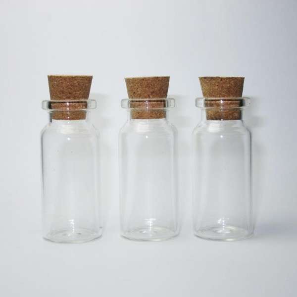 *** FREE SHIPPING*** Glass Vial With Cork for wedding favors or message in the bottle invitation