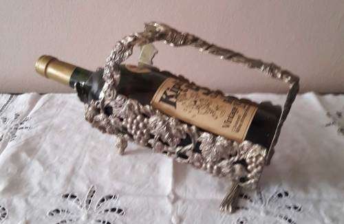 Silver Plated Grape Design Wine Holder with free bottle of wine Kipling no 5
