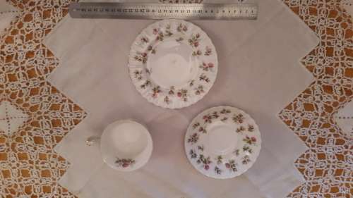 Royal Albert Winsome Trio