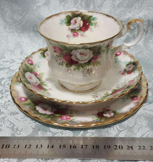 Royal Albert Celebration Trio's