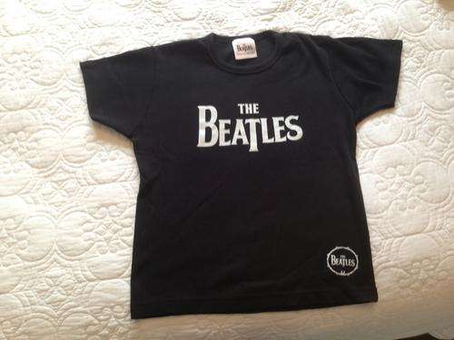 Beatles t-shirt size medium