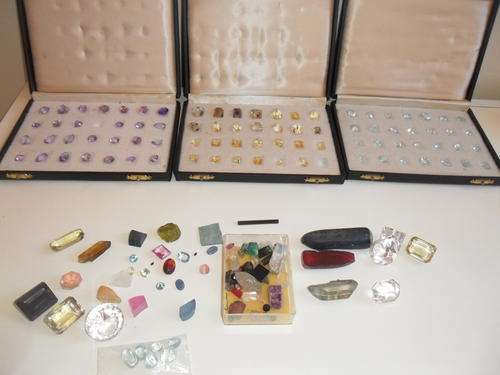 Here is a huge variety of gem stones.PLEASE VIEW FULL DESCRIPTION.