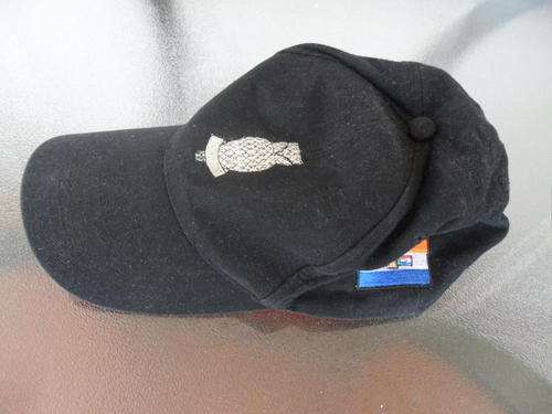 SA Intelligence cap badge with old SA flag, this is a period item. Good condition.