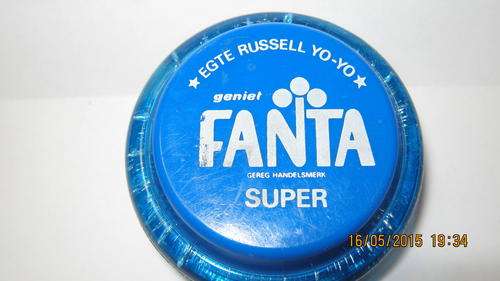 A Genuine bi lingual Russell yo-yo Supper Fanta. Good condition.