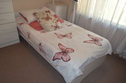 Girl's Bedroom Suite