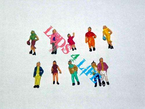 10 x BRAND NEW HO People 1:87 for R12.50