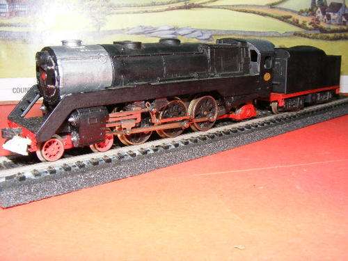 Lima HO Steam Loco and Tender