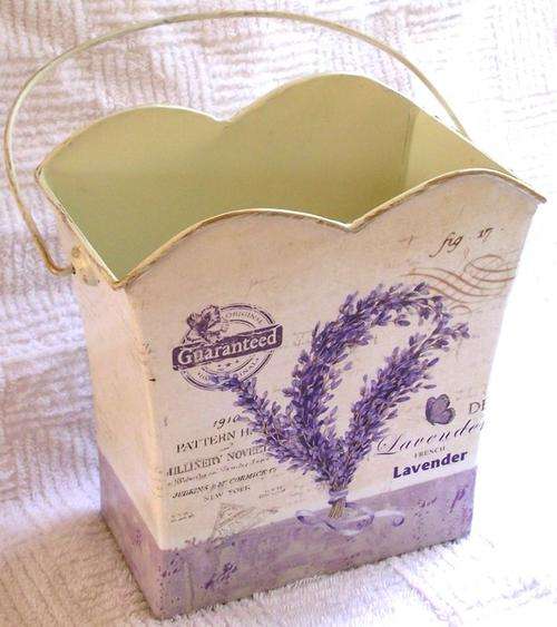 Lavender print planter with handle - 20 x 19 x 12 cm