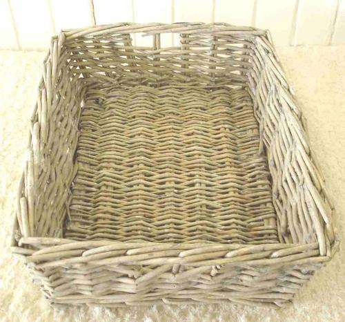 Willow rectangular basket (medium)