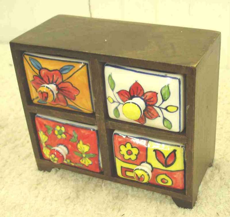 Mini cabinet with four drawers
