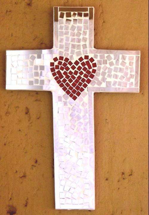 Red heart with plain mosaic cross