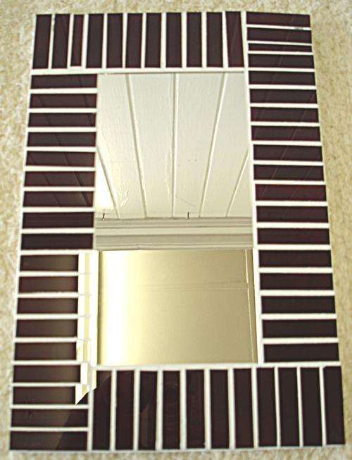 End of range! Burgundy striped mosaic mirror - 30 x 20 cm