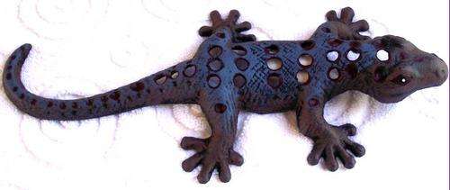 Colour Metal large Gecko wall mounting - 29.5 x 12.5 x 5 cm