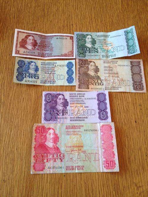 Old South African Rand notes (R1-R2-R5-R10-R20-R50)