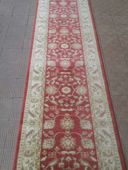 Runner carpet
