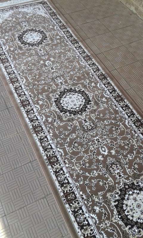 Runner carpet